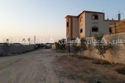 أرض على شارع صلاح الدين بغزة بلقرب من نتسريم 