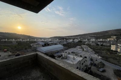  شقة عظم للبيع بإطلالة رائعة