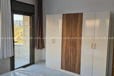 شقة للايجار تشطيب مرتب و جديدة