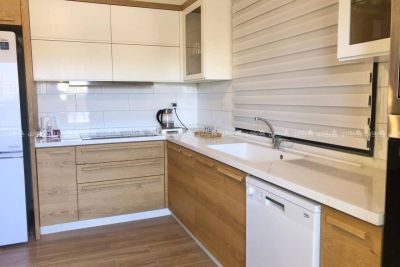 شقة فاخرة للبيع بالقرب حلويات المحروم سابقاً